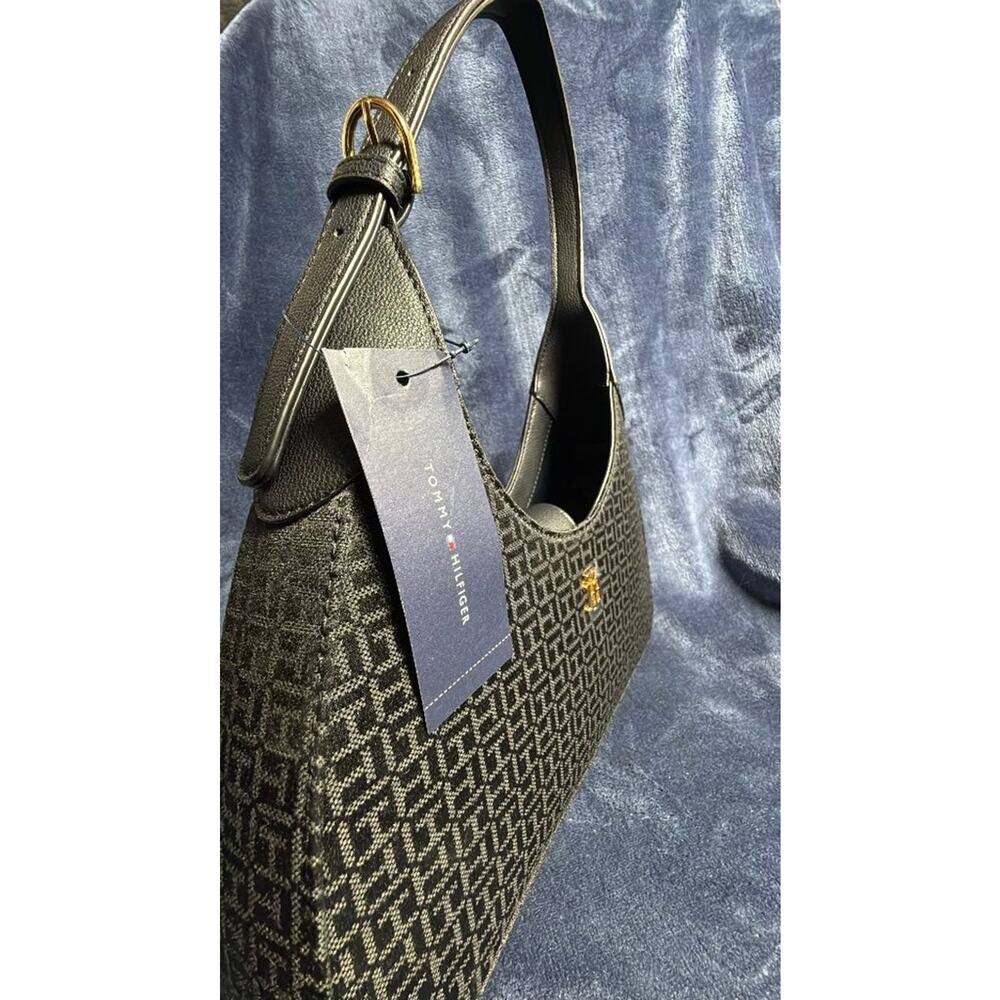 Tommy Hilfiger Monogram Shoulder Bag NWT - Picture 3 of 12